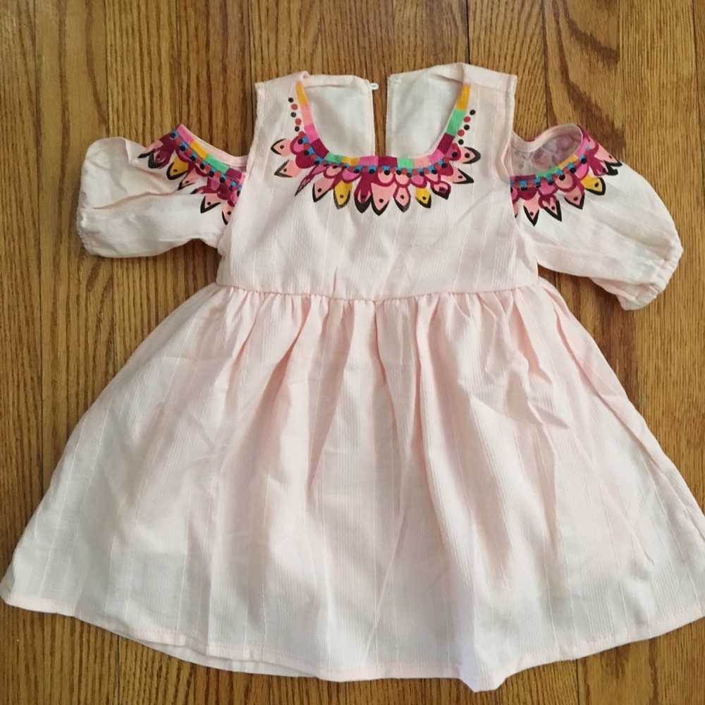 Girls spring cold shoulder dress